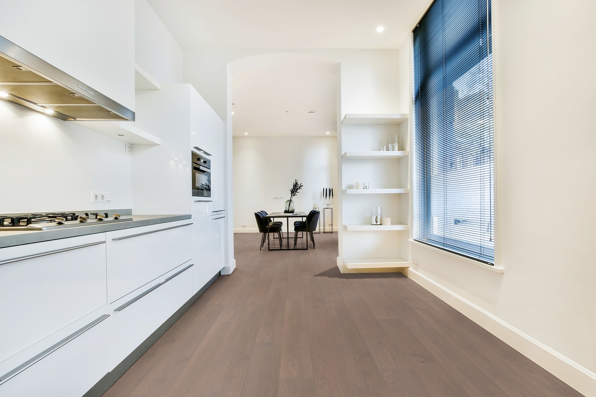 Dřevěná podlaha dýhová PARKY SUMMIT Manhattan Oak Rustic Light